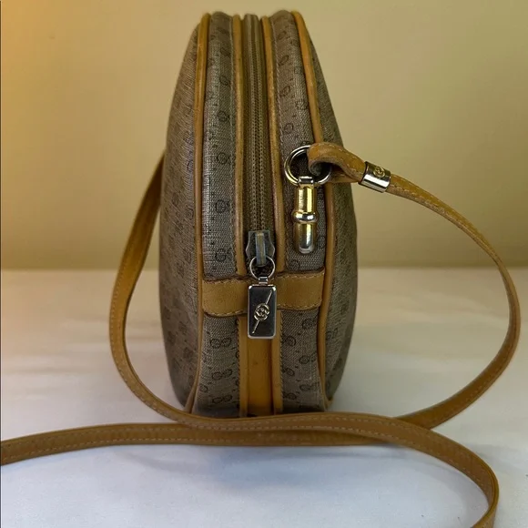 Gucci Monogram RARE Vintage 1980’s Micro GG Round Ophidia Canteen Made in Italy - Picture 7 of 14